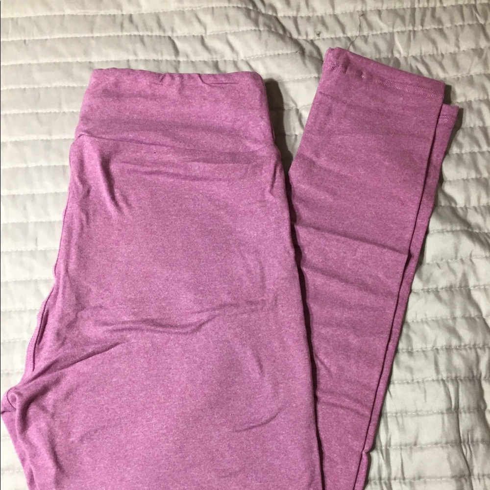 SOLD Lularoe OS Heathered Solid Pink Leggings-NWOT